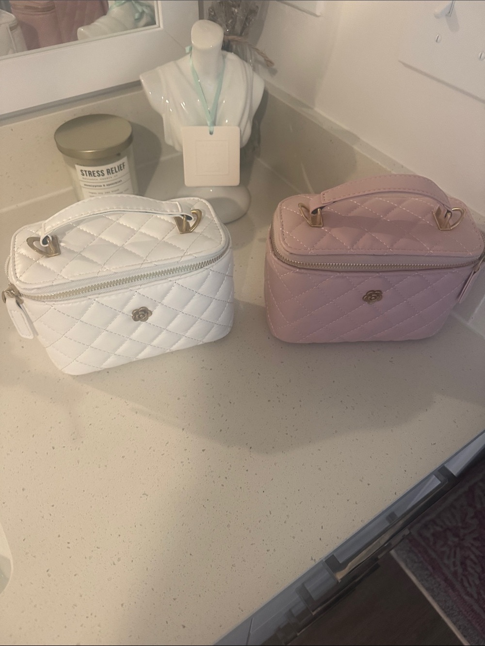 Quilted Vegan Leather Top-Handle Cosmetic Bag - White and Pink